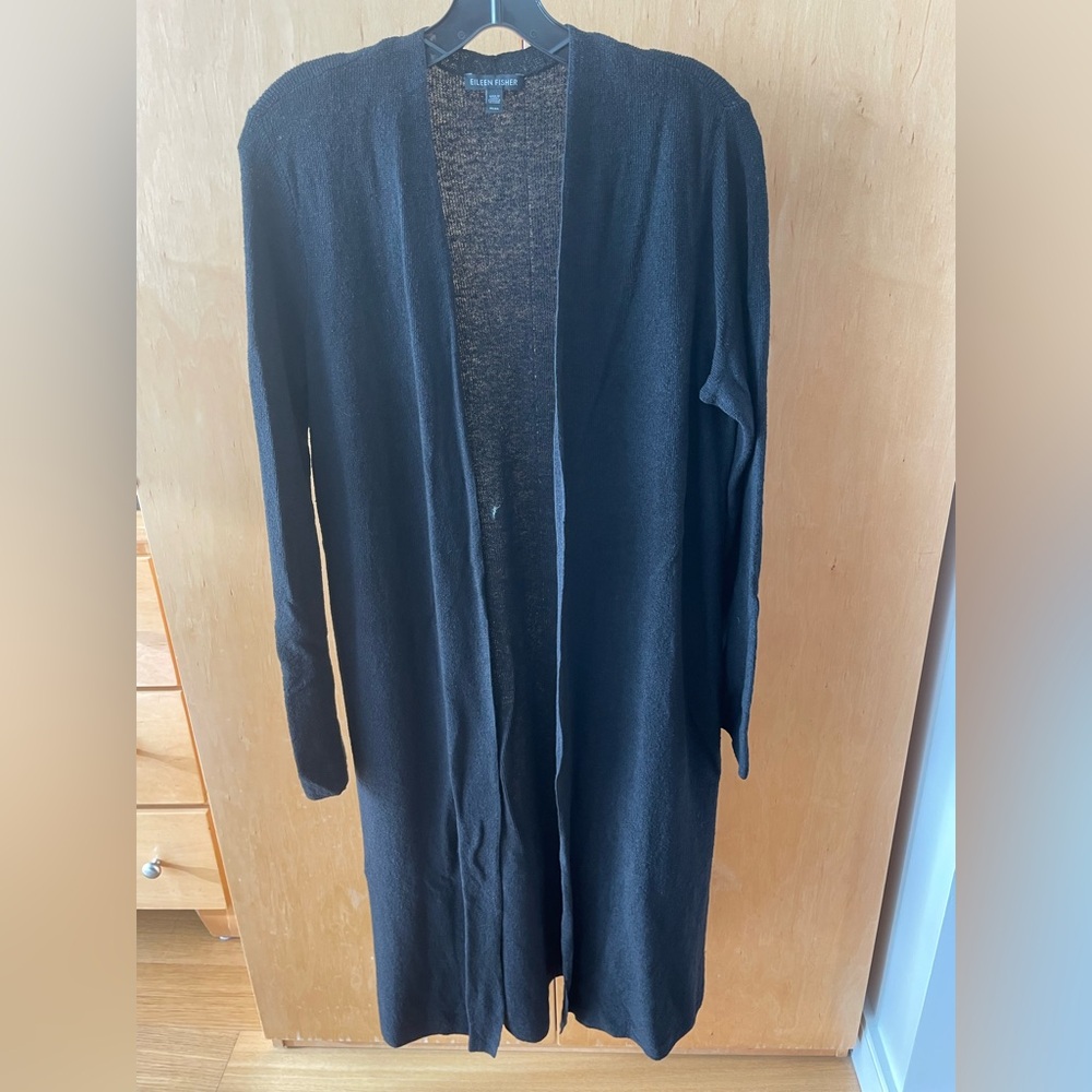 Eileen Fisher duster. Black size M. 87% organic linen. Very good condition.